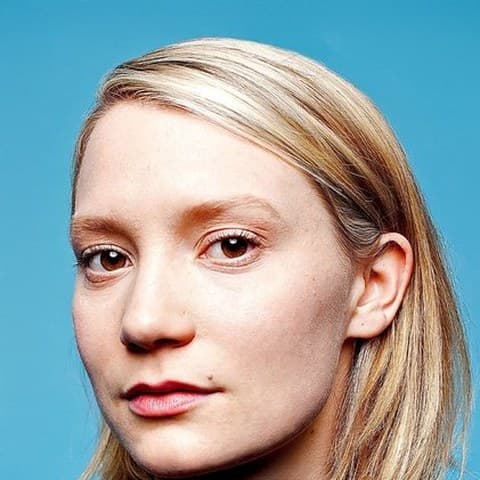 Mia Wasikowska