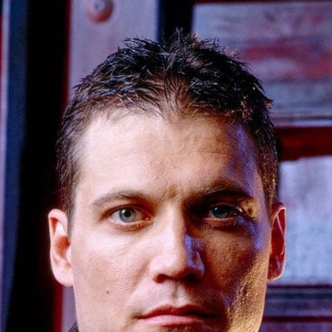 Holt McCallany