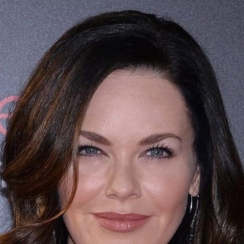 Lydia Hull
