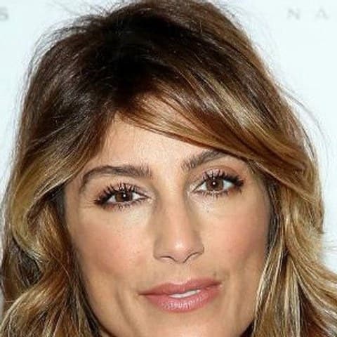 Jennifer Esposito
