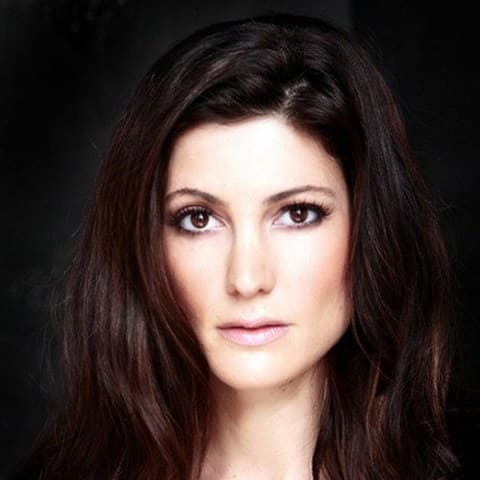 Julia Benson