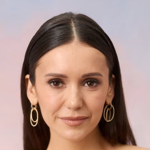 Nina Dobrev