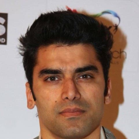 Nikitin Dheer