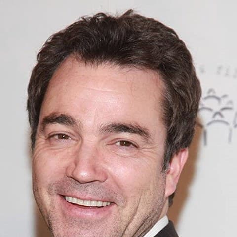 Jon Tenney
