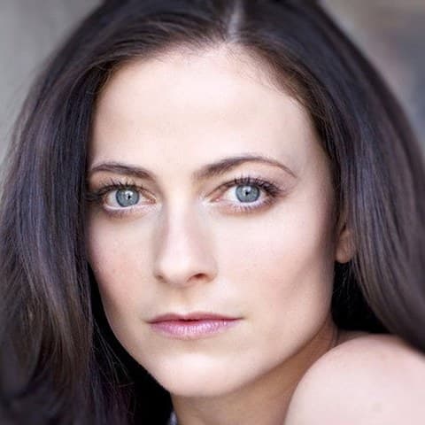 Lara Pulver