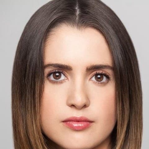 Laura Marano