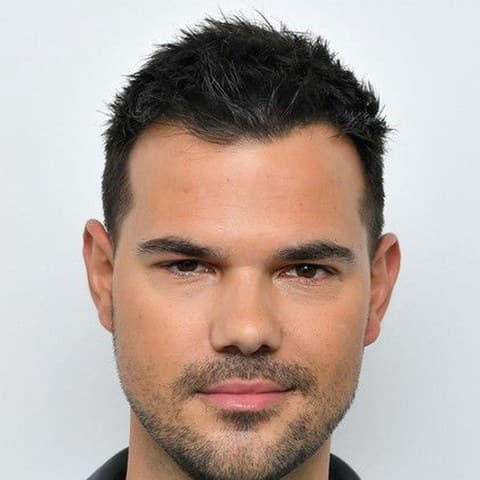 Taylor Lautner