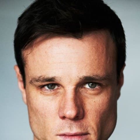 Rupert Evans