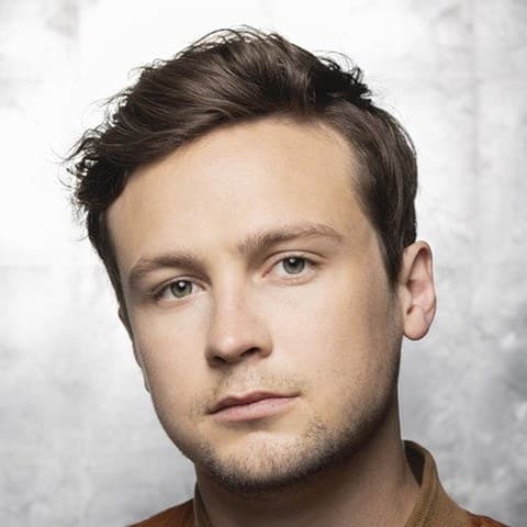 Logan Miller