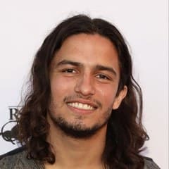 Aramis Knight