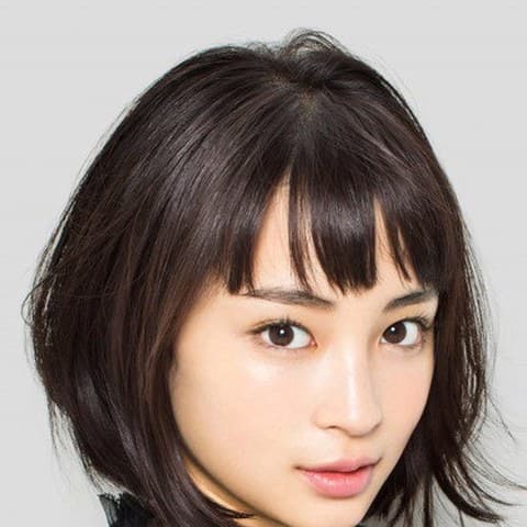 Suzu Hirose