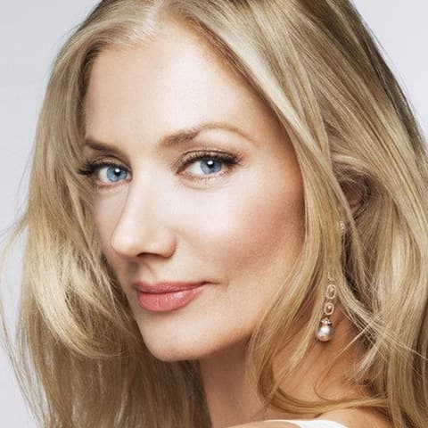 Joely Richardson