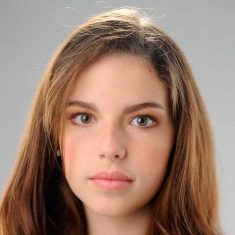 Perla Haney-Jardine