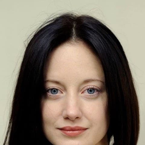 Andrea Riseborough