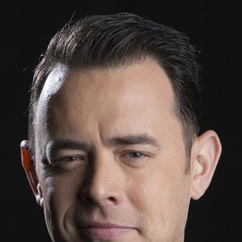 Colin Hanks