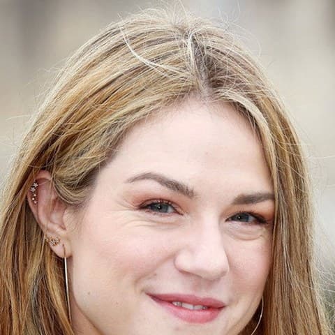 Émilie Dequenne