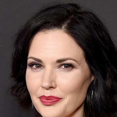 Laura Mennell