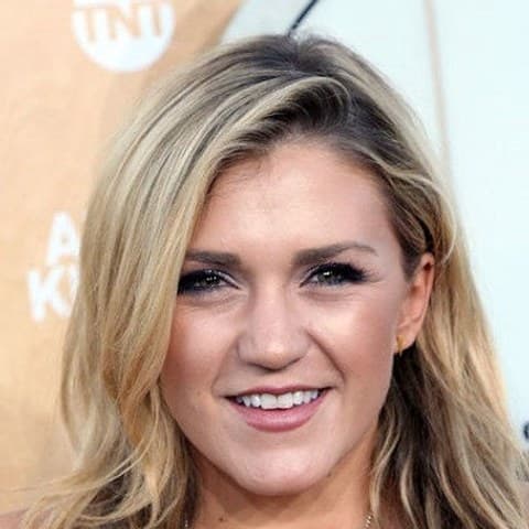 Jessica Lowe