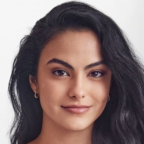 Camila Mendes