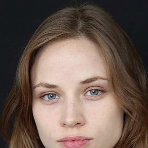 Makenzie Leigh